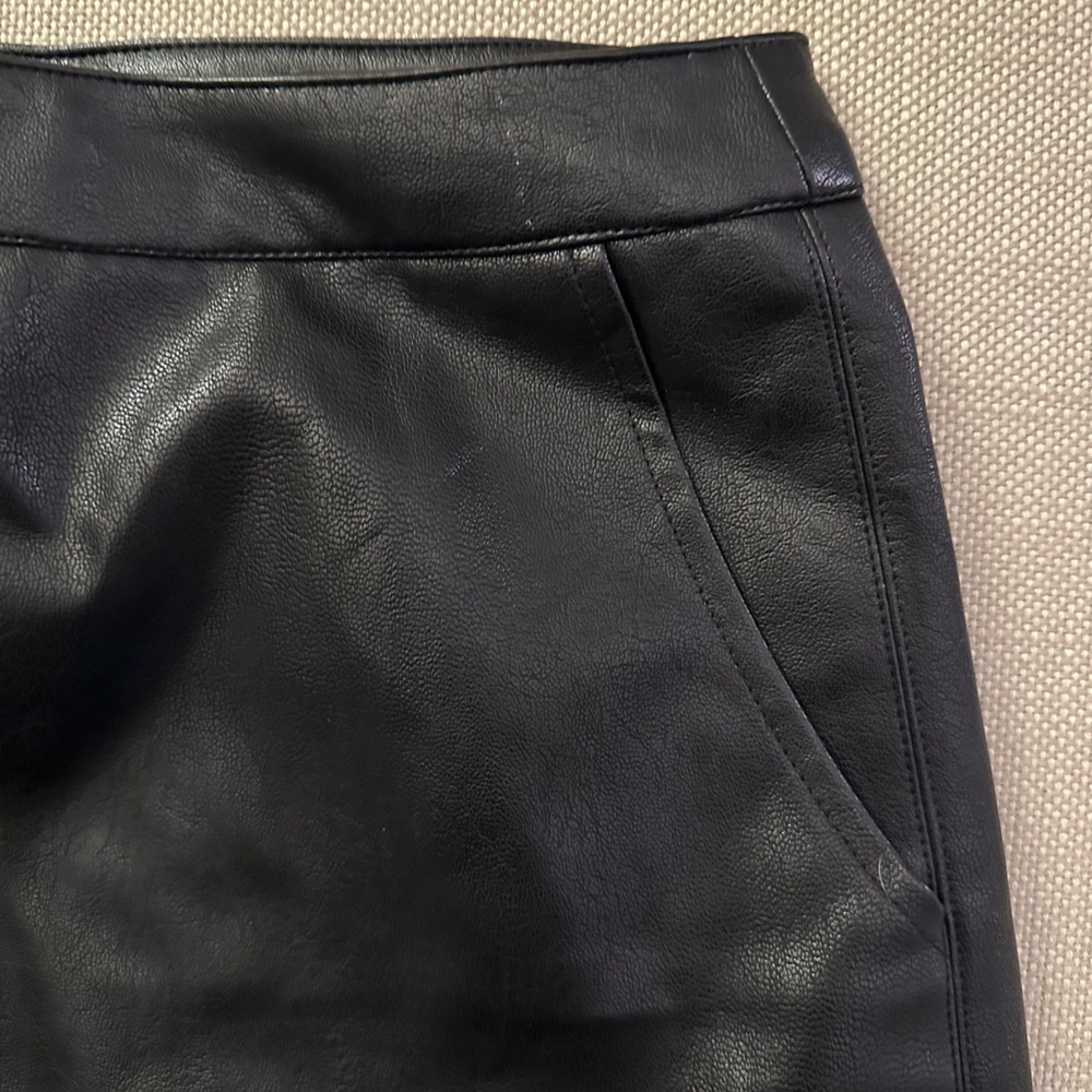 Lulus faux leather black skirt